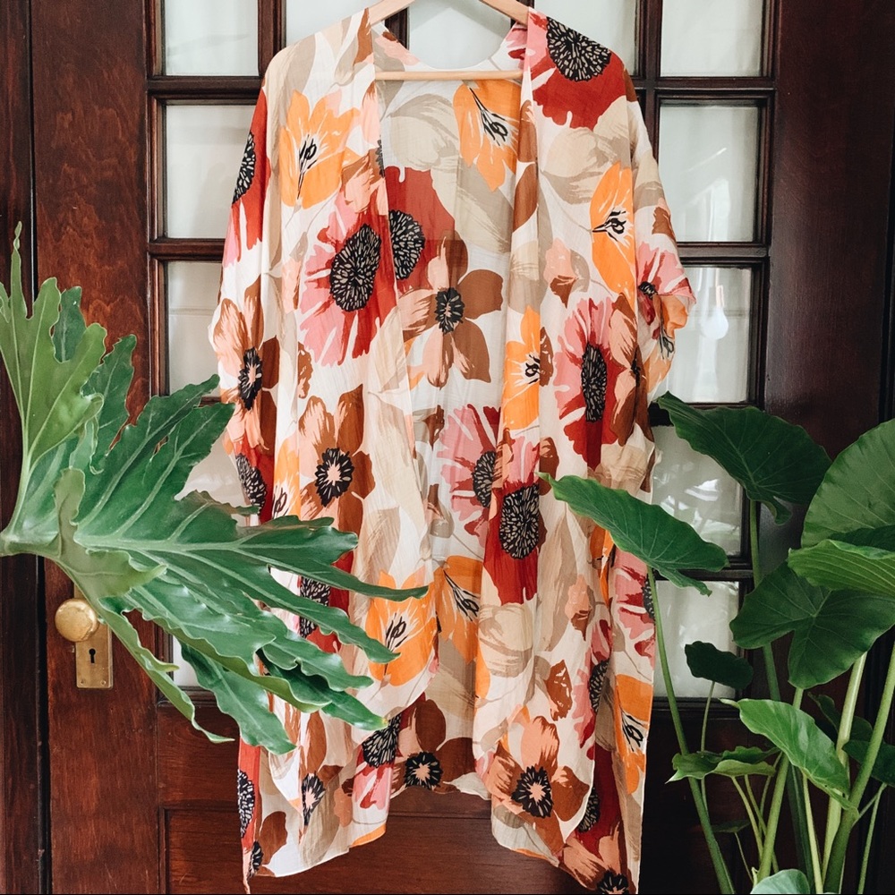 Vici Floral Silky Kimono Small